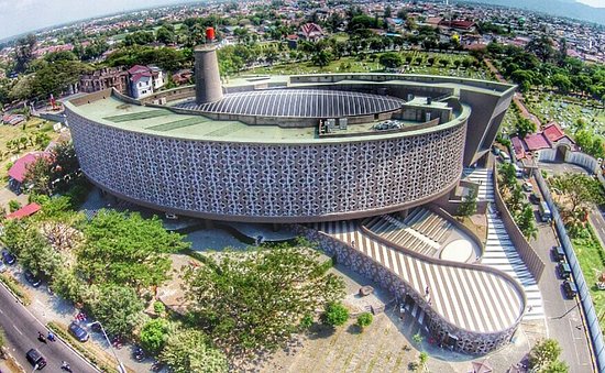 museum tsunami aceh, karya arsitek ridwan kamil