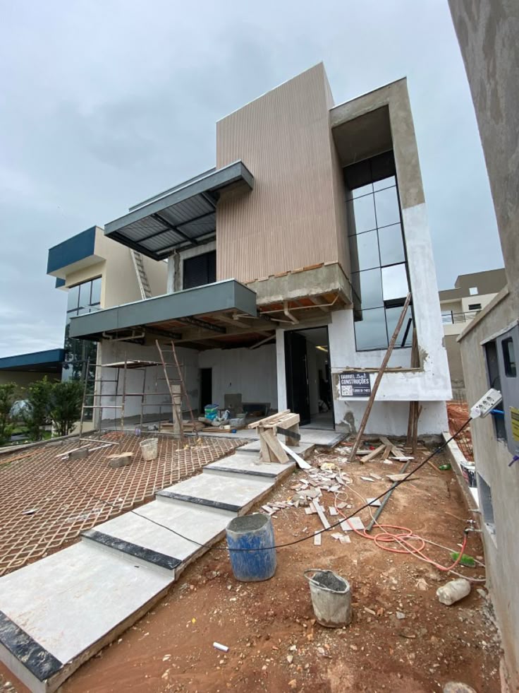 Bangun Rumah dengan Pemborong